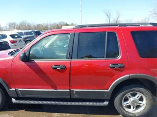 2003 Ford Explorer XLT z VIN 1FMZU73W13UA55229, wystawiony jako IAAI lot #41758546 z przebiegiem 178 469 mil mil oraz . Historia ofert i sprzedaży dostępna na DreamBid. Obrazek 14.