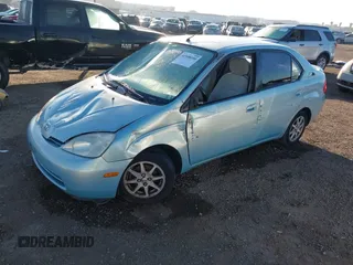 2002 Toyota Prius with VIN JT2BK18U820062239, listed as a IAAI auction lot 41598190 with 210,224 mi miles. Bid and sale history available at carsss.com. Image 2.