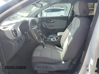 2020 Chevrolet Blazer LT z VIN 3GNKBBRA2LS587557, wystawiony jako Copart lot #44533965 z przebiegiem Nie podano mil oraz Nie do naprawy • Non repairable. Historia ofert i sprzedaży dostępna na DreamBid. Obrazek 7.