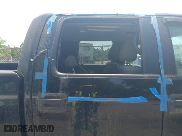 2005 Ford F-150 XLT with VIN 1FTPW14565KE84910, listed as a IAAI auction lot 42561299 with 178,026 mi miles and . Bid and sale history available at DreamBid. Image 6.