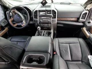 2018 Ford F-150 XL с VIN 1FTEW1C5XJFD02072, выставлен на аукционе Copart как лот 46525845 с пробегом 47 862 миль миль и На запчасти • Non repairable. История ставок и продаж доступна на DreamBid. Изображение 8.