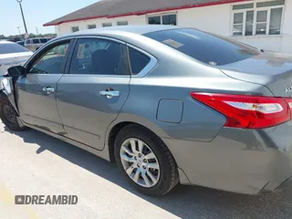 2016 Nissan Altima S z VIN 1N4AL3AP6GC228463, wystawiony jako IAAI lot #42032010 z przebiegiem 159 999 mil mil oraz . Historia ofert i sprzedaży dostępna na DreamBid. Obrazek 3.