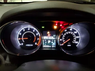 2024 Mitsubishi Outlander S z VIN JA4ARUAU2RU000617, wystawiony jako Copart lot #54299445 z przebiegiem 43 549 mil mil oraz Czysty tytuł • Clean title. Historia ofert i sprzedaży dostępna na DreamBid. Obrazek 9.