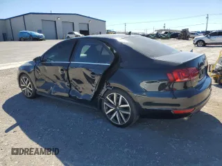 2014 Volkswagen Jetta GLI Edition 30 z VIN 3VW4S7AJ4EM325666, wystawiony jako Copart lot #47444345 z przebiegiem 182 665 mil mil oraz Szkoda całkowita • Salvage title. Historia ofert i sprzedaży dostępna na DreamBid. Obrazek 2.