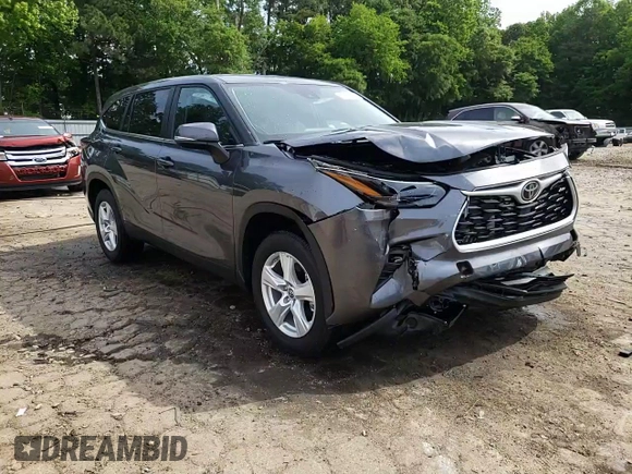 2024 Toyota Highlander LE with VIN 5TDKDRAH7RS529302, listed as a Copart auction lot 56236155 with 6,474 mi miles and Salvage title. Bid and sale history available at DreamBid. Image 15.