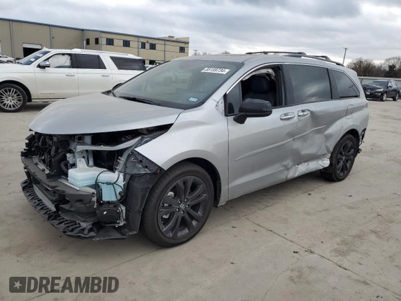 2024 Toyota Sienna XSE with VIN 5TDXRKEC5RS212017, listed as a Copart auction lot 85159734 with 0 mi miles and Salvage Title. Bid and sale history available at carsss.com. Image 1.