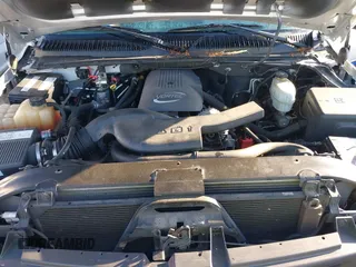 2005 Chevrolet Tahoe Police z VIN 1GNEC13Z95R205193, wystawiony jako IAAI lot #41361544 z przebiegiem 156 547 mil mil oraz . Historia ofert i sprzedaży dostępna na DreamBid. Obrazek 10.