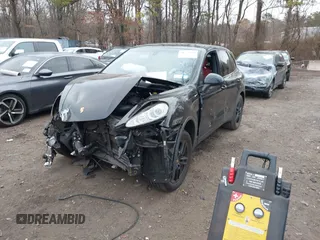 2014 Porsche Cayenne with VIN WP1AA2A22ELA95730, listed as a IAAI auction lot 41775948 with 165,343 mi miles and . Bid and sale history available at DreamBid. Image 17.