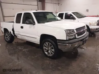 2003 Chevrolet Silverado 1500 LS with VIN 1GCEK19T23Z149691, listed as a IAAI auction lot 40696050 with 201,901 mi miles. Bid and sale history available at carsss.com. Image 1.