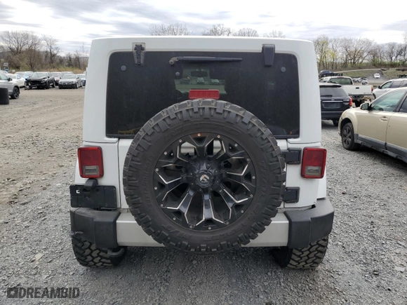 2014 Jeep Wrangler Unlimited Sahara with VIN 1C4HJWEG1EL320667, listed as a Copart auction lot 53719395 with 144,802 mi miles and Clean Title. Bid and sale history available at carsss.com. Image 6.