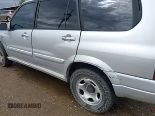 2002 Suzuki XL7 Standard z VIN JS3TY92V824101190, wystawiony jako IAAI lot #41749203 z przebiegiem 239 447 mil mil oraz . Historia ofert i sprzedaży dostępna na DreamBid. Obrazek 20.