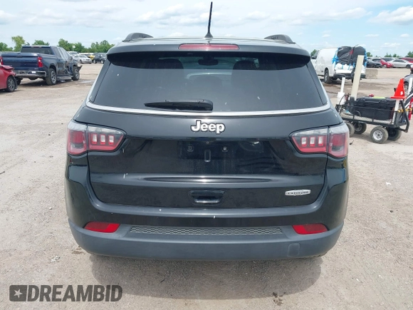 2018 Jeep Compass Latitude with VIN 3C4NJCBB6JT108842, listed as a IAAI auction lot 42221324 with 112,046 mi miles and . Bid and sale history available at DreamBid. Image 16.