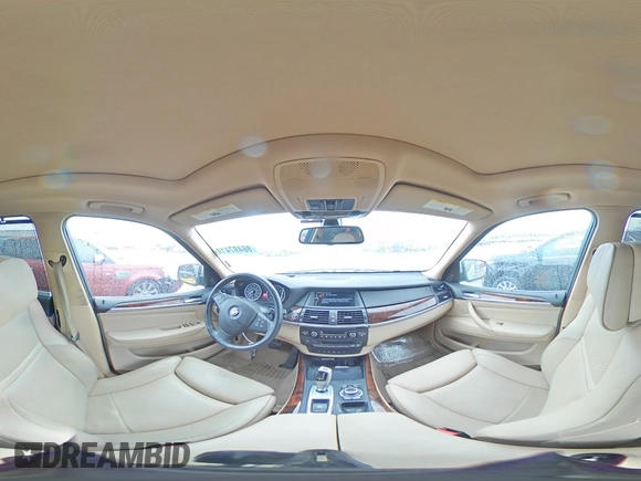2013 BMW X5 xDrive35i z VIN 5UXZV4C54D0E10167, wystawiony jako Copart lot #86497414 z przebiegiem 95 519 mil mil oraz Szkody całkowita. Historia ofert i sprzedaży dostępna na DreamBid. Obrazek 15.