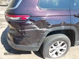 2022 Jeep Grand Cherokee Limited z VIN 1C4RJKBGXN8624536, wystawiony jako IAAI lot #41995179 z przebiegiem 34 830 mil mil oraz . Historia ofert i sprzedaży dostępna na DreamBid. Obrazek 6.