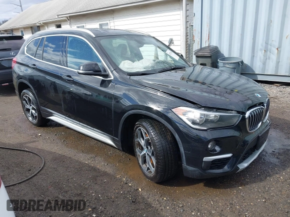 2018 BMW X1 xDrive28i z VIN WBXHT3C35J5L34646, wystawiony jako IAAI lot #41725131 z przebiegiem 81 983 mil mil oraz . Historia ofert i sprzedaży dostępna na DreamBid. Obrazek 1.