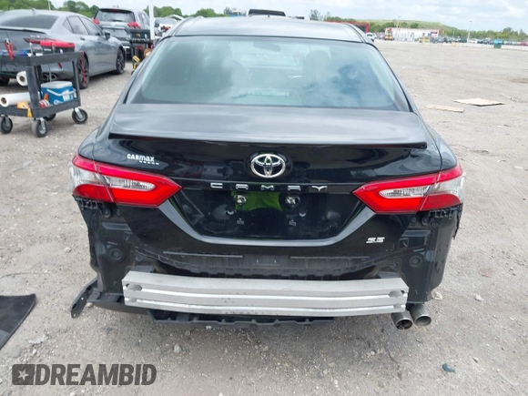 2018 Toyota Camry LE z VIN 4T1B11HK6JU158382, wystawiony jako IAAI lot #42185532 z przebiegiem 94 802 mil mil oraz . Historia ofert i sprzedaży dostępna na DreamBid. Obrazek 17.