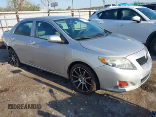 2010 Toyota Corolla z VIN 2T1BU4EE3AC496184, wystawiony jako IAAI lot #41968927 z przebiegiem 152 999 mil mil oraz . Historia ofert i sprzedaży dostępna na DreamBid. Obrazek 1.