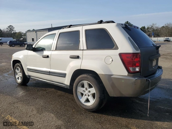 2005 Jeep Grand Cherokee Laredo with VIN 1J4GS48K85C510702, listed as a Copart auction lot 45534545 with 223,837 mi miles and Salvage Title. Bid and sale history available at carsss.com. Image 2.