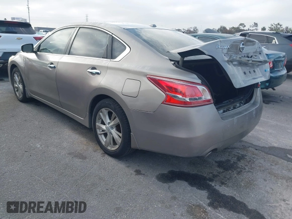 2013 Nissan Altima S with VIN 1N4AL3AP7DN457752, listed as a IAAI auction lot 42071638 with 114,922 mi miles and . Bid and sale history available at DreamBid. Image 3.