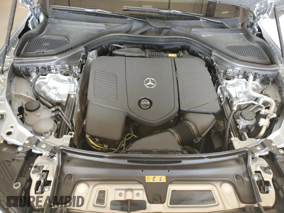 2025 Mercedes-Benz GLC 300 z VIN W1NKM4HB7SF261399, wystawiony jako Copart lot #51929455 z przebiegiem 4 788 mil mil oraz Szkoda całkowita • Salvage title. Historia ofert i sprzedaży dostępna na DreamBid. Obrazek 13.
