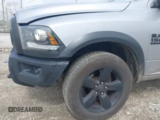 2020 Ram 1500 Warlock z VIN 1C6RR7GG3LS140875, wystawiony jako IAAI lot #41813678 z przebiegiem 67 319 mil mil oraz . Historia ofert i sprzedaży dostępna na DreamBid. Obrazek 20.