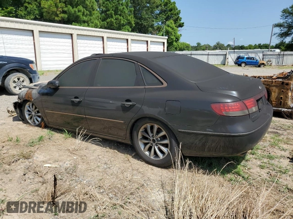 2006 Hyundai Azera SE z VIN KMHFC46F56A035393, wystawiony jako Copart lot #63339195 z przebiegiem Nie podano mil oraz Szkoda całkowita • Salvage title. Historia ofert i sprzedaży dostępna na DreamBid. Obrazek 2.
