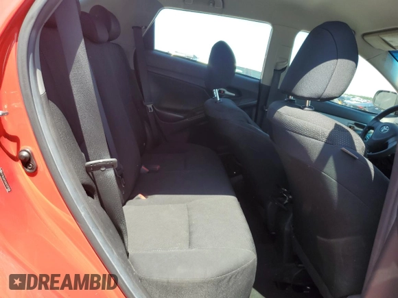 2010 Toyota Matrix z VIN 2T1KU4EE8AC337886, wystawiony jako Copart lot #57044085 z przebiegiem 205 048 mil mil oraz Szkoda całkowita • Salvage title. Historia ofert i sprzedaży dostępna na DreamBid. Obrazek 11.