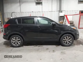 2015 Kia Sportage LX with VIN KNDPB3AC9F7722117, listed as a IAAI auction lot 41338352 with 209,969 mi miles and . Bid and sale history available at carsss.com. Image 14.