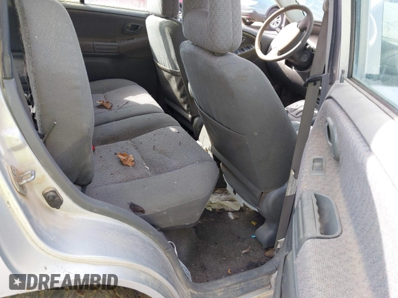 2002 Chevrolet Tracker with VIN 2CNBJ13C126940105, listed as a IAAI auction lot 41805424 with Not provided miles and . Bid and sale history available at DreamBid. Image 8.
