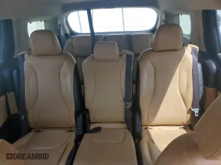 2023 Kia Carnival EX with VIN KNDNC5H39P6231933, listed as a Copart auction lot 53656925 with 141,277 mi miles and Clean Title. Bid and sale history available at carsss.com. Image 10.