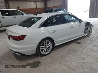 2023 Audi A4 S line Premium Plus с VIN WAUEAAF48PN008070, выставлен на аукционе IAAI как лот 42195055 с пробегом 19 911 миль миль и . История ставок и продаж доступна на DreamBid. Изображение 4.