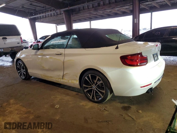 2020 BMW 2 Series 230i with VIN WBA2M7C04L7E23712, listed as a Copart auction lot 86177604 with 50,961 mi miles and Salvage Title. Bid and sale history available at carsss.com. Image 2.
