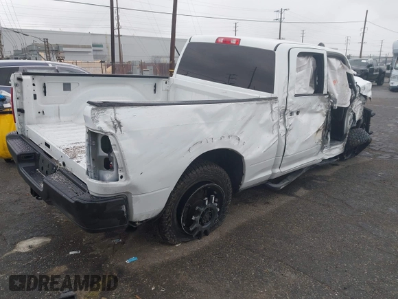 2022 Ram 2500 Tradesman with VIN 3C6UR5CL1NG438188, listed as a IAAI auction lot 42064929 with 23,466 mi miles. Bid and sale history available at carsss.com. Image 4.