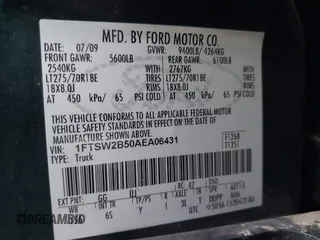 2010 Ford Super Duty F-250 SRW XL with VIN 1FTSW2B50AEA06431, listed as a IAAI auction lot 41406607 with 229,665 mi miles. Bid and sale history available at carsss.com. Image 9.