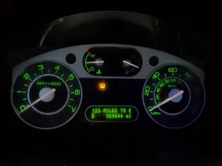 2008 Mercury Sable Premier с VIN 1MEHM42W48G608413, выставлен на аукционе Copart как лот 70638034 с пробегом 269 644 миль миль и Чистый • Clean title. История ставок и продаж доступна на DreamBid. Изображение 9.