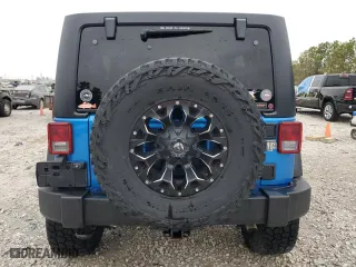2015 Jeep Wrangler Unlimited Rubicon Hard Rock with VIN 1C4HJWFG0FL745930, listed as a Copart auction lot 44430225 with 92,366 mi miles and Clean Title. Bid and sale history available at carsss.com. Image 6.