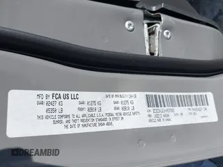 2019 Dodge Charger SXT with VIN 2C3CDXJG1KH537825, listed as a IAAI auction lot 41482387 with 71,062 mi miles and . Bid and sale history available at DreamBid. Image 9.