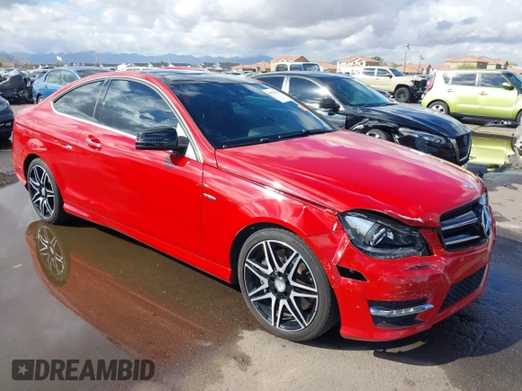 2015 Mercedes-Benz C-Class C 250 with VIN WDDGJ4HB8FG372362, listed as a IAAI auction lot 41735759 with 96,465 mi miles. Bid and sale history available at carsss.com. Image 1.