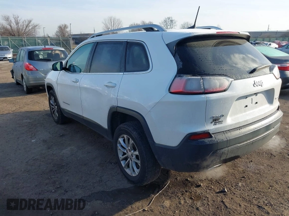 2019 Jeep Cherokee Latitude with VIN 1C4PJMCX2KD356537, listed as a IAAI auction lot 41197817 with 134,043 mi miles. Bid and sale history available at carsss.com. Image 3.