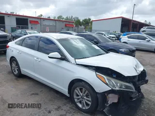2017 Hyundai Sonata SE with VIN 5NPE24AF2HH572647, listed as a IAAI auction lot 40607675 with 117,259 mi miles and . Bid and sale history available at DreamBid. Image 1.