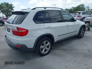 2007 BMW X5 3.0si with VIN 5UXFE43597LY81203, listed as a IAAI auction lot 41943214 with 178,497 mi miles. Bid and sale history available at carsss.com. Image 4.
