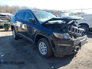 2021 Jeep Compass Freedom with VIN 3C4NJDAB0MT556781, listed as a IAAI auction lot 41601405 with 42,783 mi miles and . Bid and sale history available at carsss.com. Image 1.