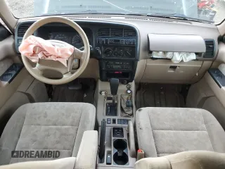 2002 Isuzu Trooper S с VIN JACDJ58X427J04562, выставлен на аукционе Copart как лот 79278184 с пробегом Не указан миль и Списание • Salvage title. История ставок и продаж доступна на DreamBid. Изображение 8.