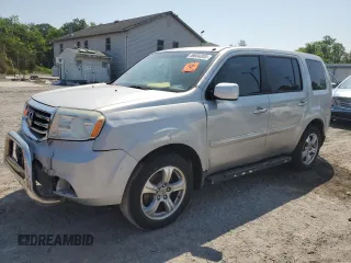 2012 Honda Pilot EX z VIN 5FNYF3H44CB012300, wystawiony jako Copart lot #58604205 z przebiegiem Nie podano mil oraz Czysty tytuł • Clean title. Historia ofert i sprzedaży dostępna na DreamBid. Obrazek 1.