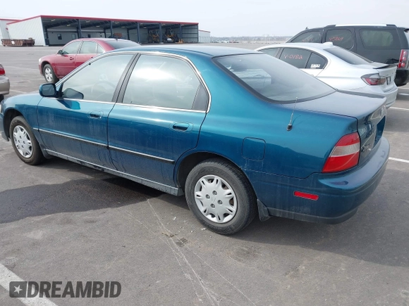 1995 Honda Accord LX with VIN JHMCD5635SC053096, listed as a IAAI auction lot 41666918 with 166,745 mi miles and . Bid and sale history available at carsss.com. Image 3.