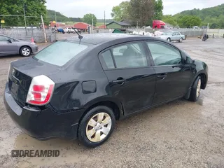 2008 Nissan Sentra S z VIN 3N1AB61E18L714507, wystawiony jako IAAI lot #42321693 z przebiegiem 206 586 mil mil oraz . Historia ofert i sprzedaży dostępna na DreamBid. Obrazek 4.