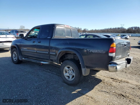 2001 Toyota Tundra Ltd with VIN 5TBBT48111S194257, listed as a Copart auction lot 45520555 with 318,665 mi miles and Salvage Title. Bid and sale history available at carsss.com. Image 2.