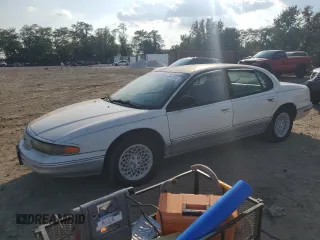 1996 Chrysler LHS z VIN 2C3HC56F8TH233048, wystawiony jako Copart lot #66957634 z przebiegiem 97 626 mil mil oraz Tytuł czysty. Historia ofert i sprzedaży dostępna na DreamBid. Obrazek 1.