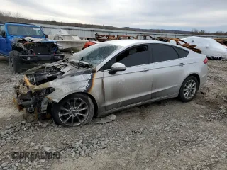 2017 Ford Fusion SE z VIN 3FA6P0HD6HR240264, wystawiony jako Copart lot #50167075 z przebiegiem Nie podano mil oraz Szkoda całkowita • Salvage title. Historia ofert i sprzedaży dostępna na DreamBid. Obrazek 1.