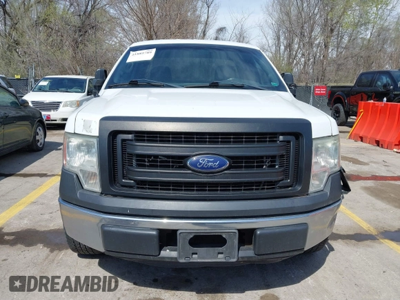 2014 Ford F-150 XL with VIN 1FTMF1CM1EKD53945, listed as a IAAI auction lot 41889789 with 296,163 mi miles and . Bid and sale history available at DreamBid. Image 12.